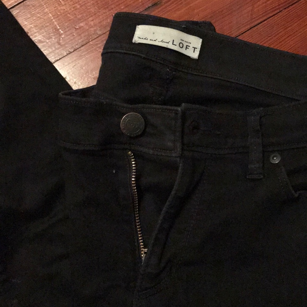 Black skinny jeans